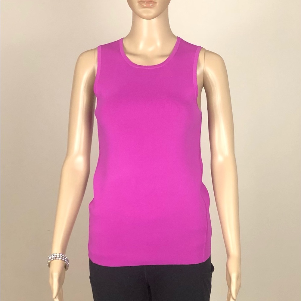 Women’s Sleeveless Scoop Neck Tank Top - Fuchsia Pink